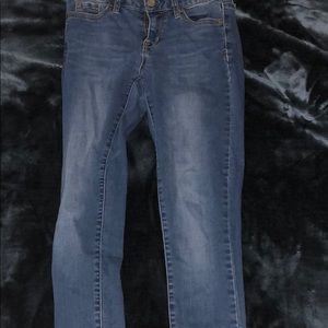 Aeropostale skinny jeans/ jeggings.